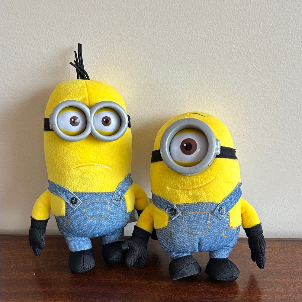 Yellow Minion soft Toys set about 6” long